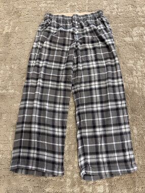 aerie checked out Gray & White Plaid Flannel Pajama Pants